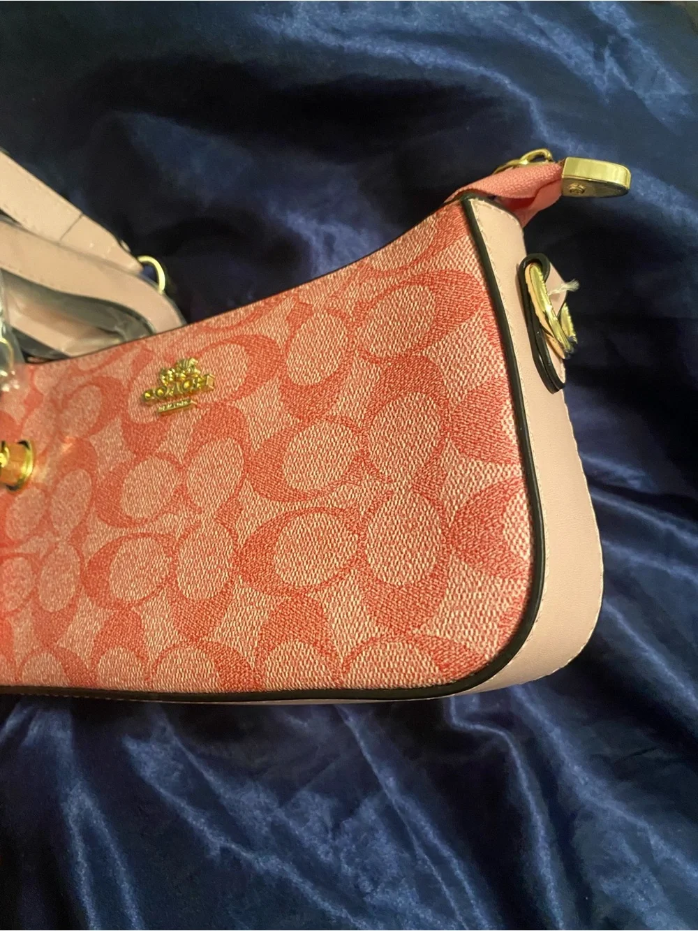 Coach 100% authentic